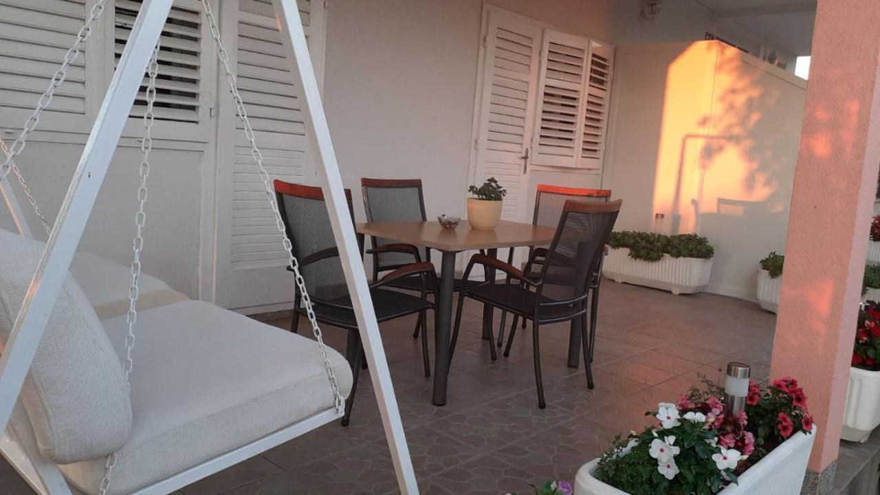 Apartment Viki Лозовац Экстерьер фото